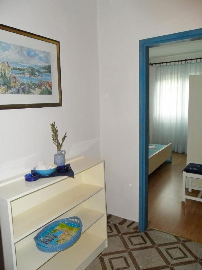 Apartments Aba Хвар Экстерьер фото